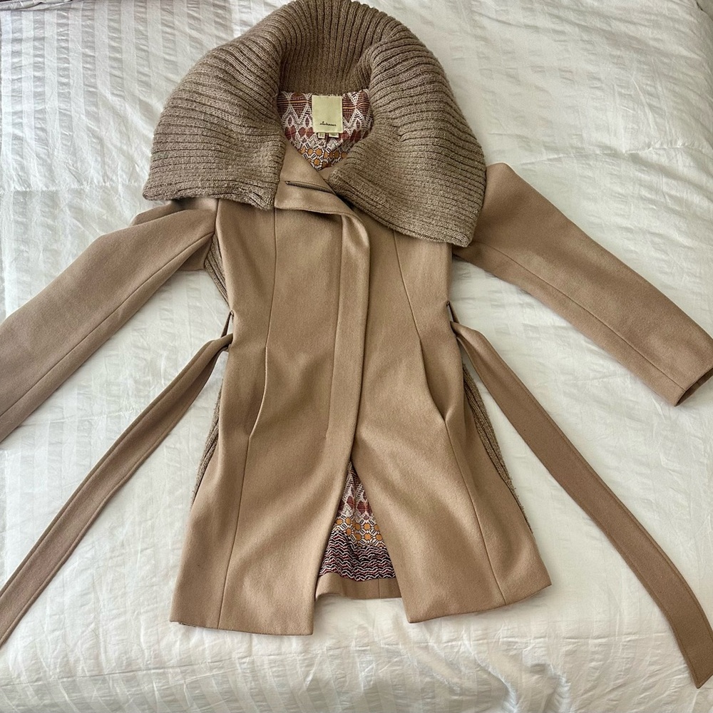 Elegant Tan Women's Coat